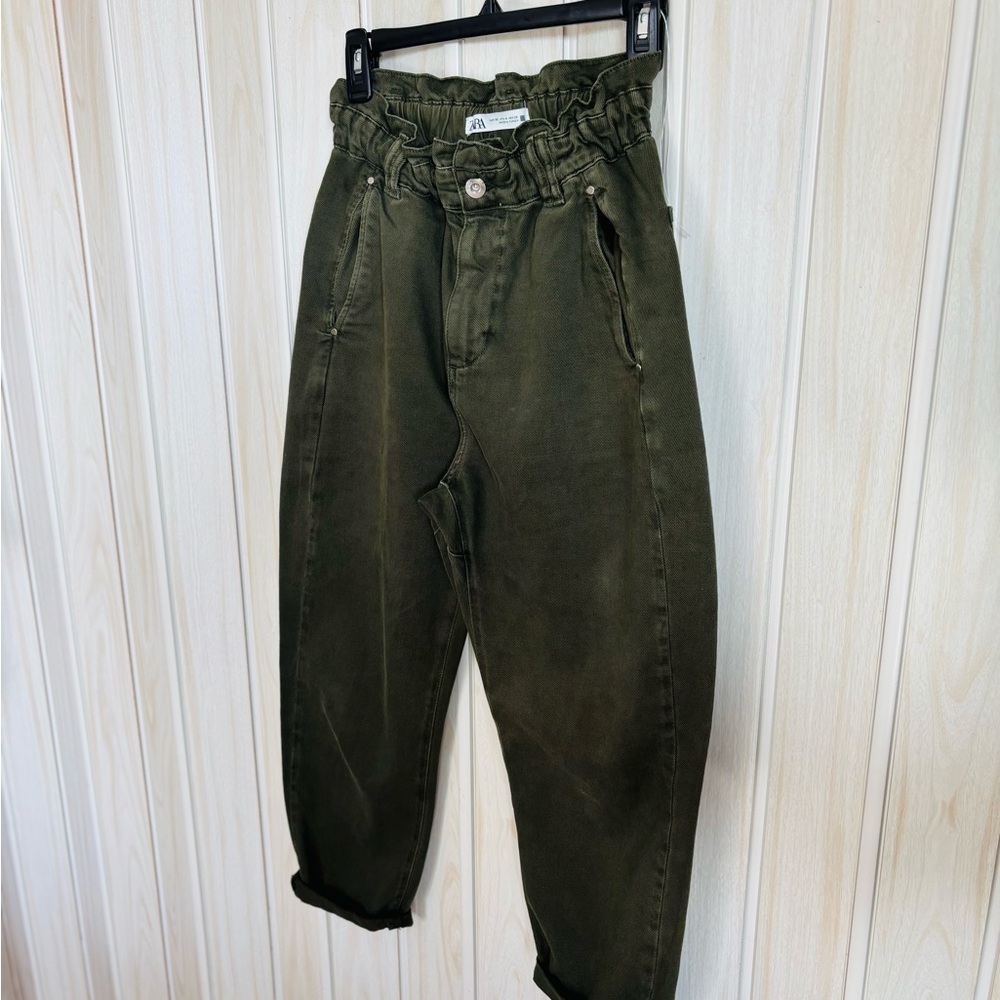 Zara Olive Green High-Waisted Pants